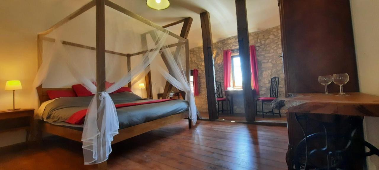 Le Fort D'Issigeac Chambres D'Hotes エクステリア 写真